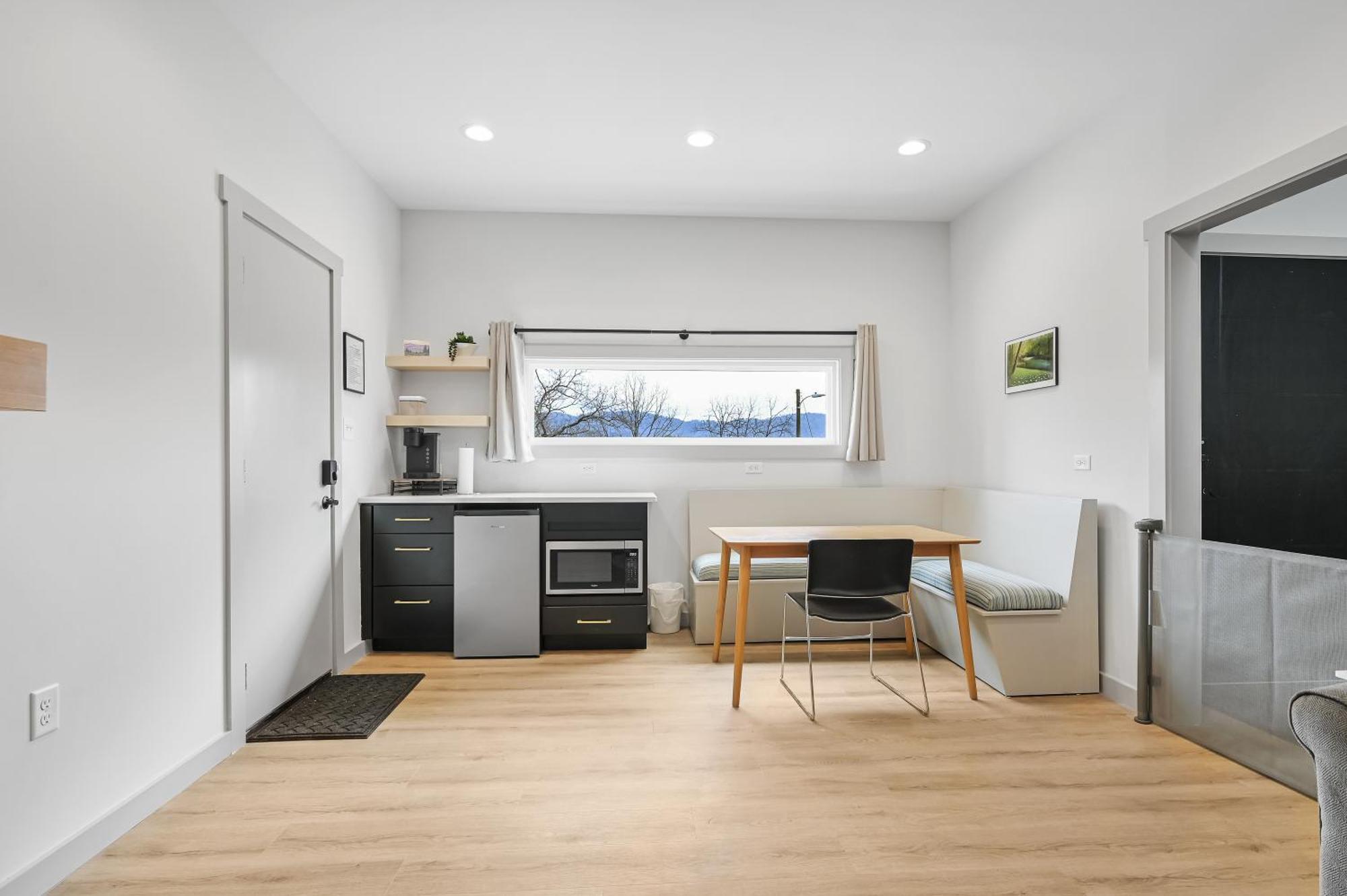Mon Tresor, Modern Mountain Views With Deck Villa Weaverville Luaran gambar