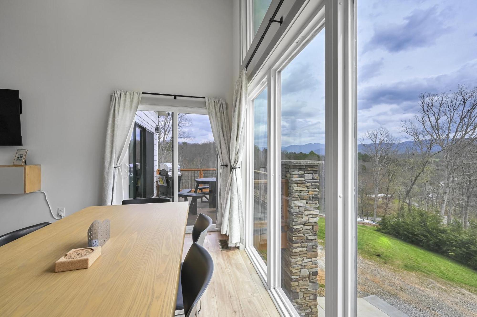 Mon Tresor, Modern Mountain Views With Deck Villa Weaverville Luaran gambar